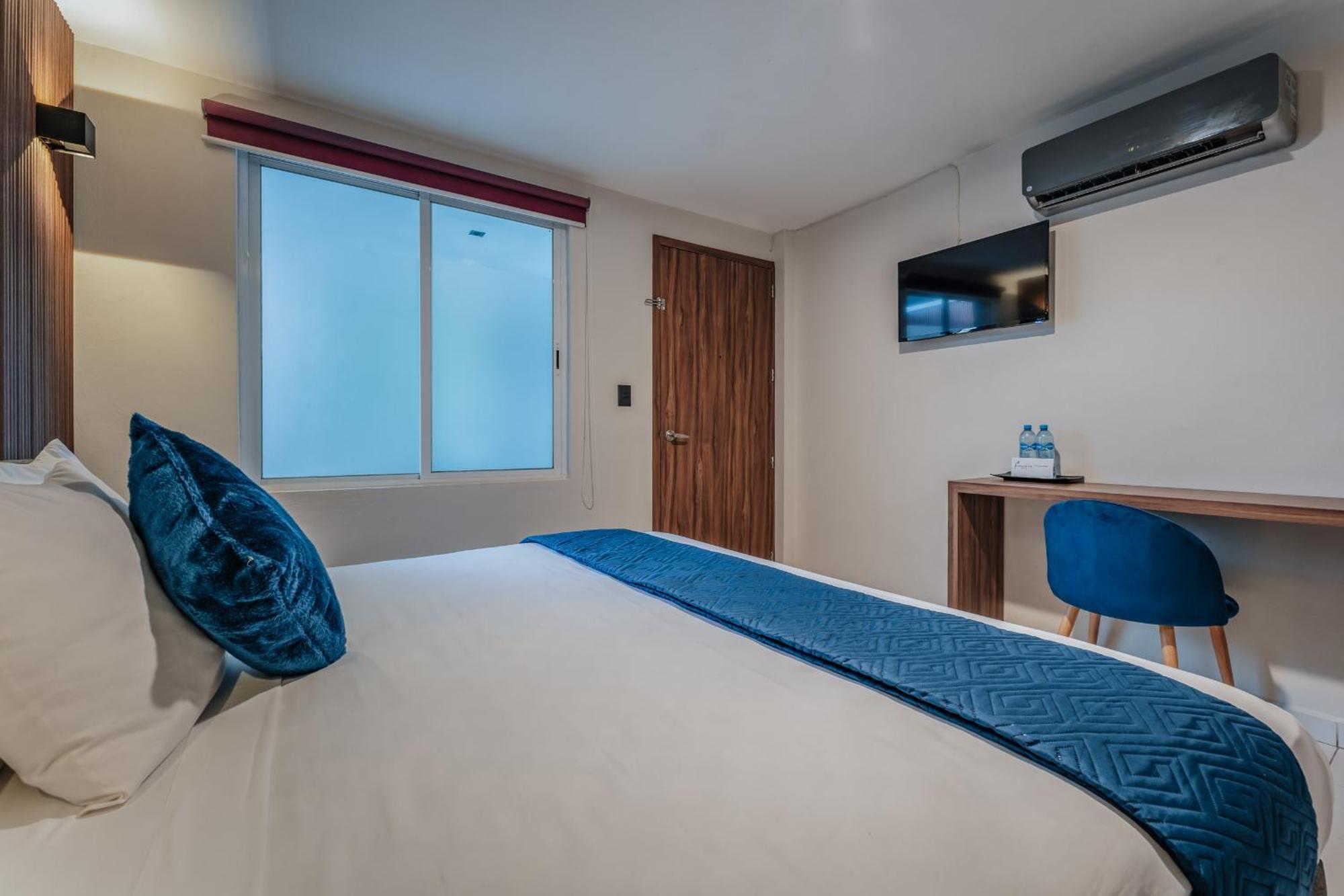 Hotel Casa Nova, 4*